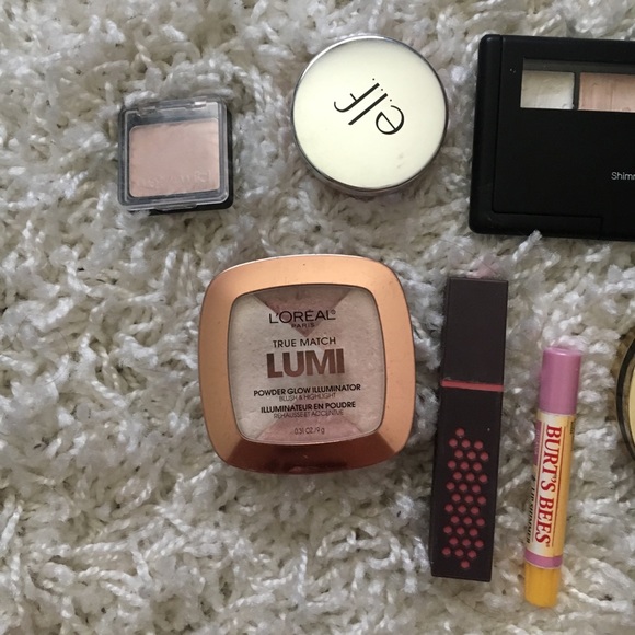 Makeup bundle - Picture 2 of 3
